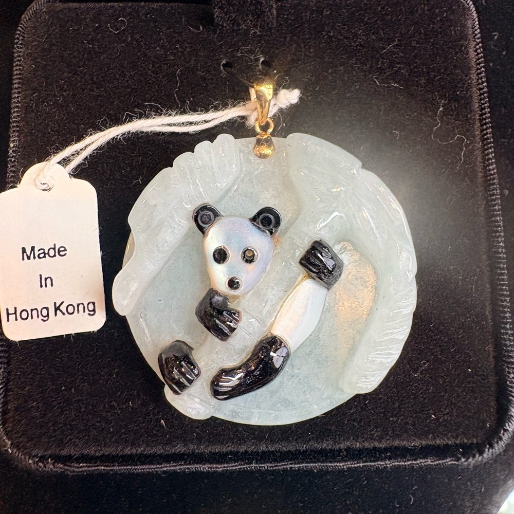 Vintage Guardian Panda Pendant w 14Kt Bail - Picture 1 of 4